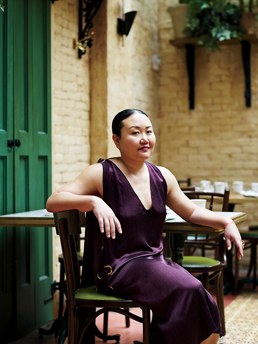 HANYA YANAGIHARA (AUTHOR,WRITER,JOURNALIST)